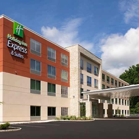 Holiday Inn Express & Suites - North Brunswick By Ihg Exteriör bild